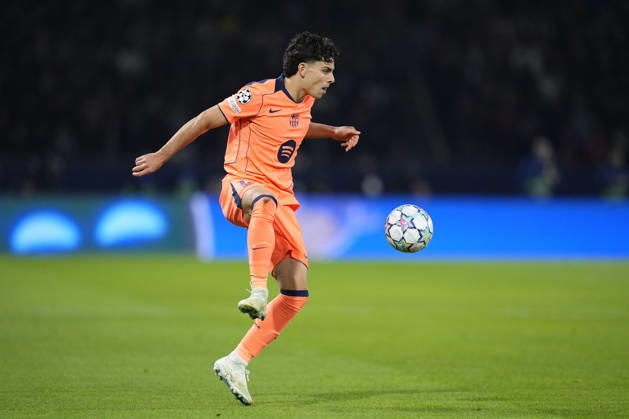 October 20, 2026, Paris, Paris, France: Xavi Espart of FC Barcelona, Barca in action during the UEFA Champions League 2026 27 League Phase MD3 match between Paris Saint-Germain and FC Barcelona at Parc des Princes on Octuber 20, 2026, in Paris, France. Paris France - ZUMAa181 20261020_zaa_a181_089 Copyright: xDennisxAgyemanx