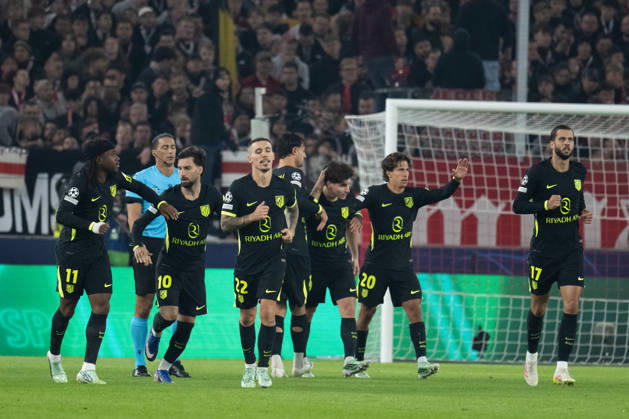 20.10.2026, GER, Fussball, Herren, UEFA Champions League, Saison 2026 2027, 3. Spieltag, VfB Stuttgart vs. Atletico Madrid Tor zum 1:1 durch Julian Alvarez ( Atletico Madrid, 19 ). Jubel, Torjubel, bejubelt sein Tor mit Ademola Lookman ( Atletico Madrid, 11 ), Alex Baena ( Atletico Madrid, 10 ), Alejandro Grimaldo ( Atletico Madrid, 22 )Giuliano Simeone ( Atletico Madrid, 20 ), David Hancko ( Atletico Madrid, 17 ) Stuttgart MHP Arena Baden-Württemberg Deutschland Copyright: xNordphoto WolfgangxFrankx
