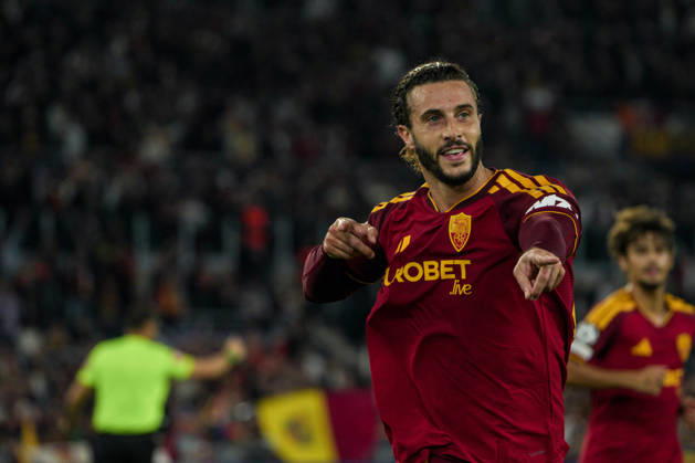 IPA89962949 - Mario Hermoso of AS Roma during the AS Roma vs. Slovan Bratislava UEFA Champions League soccer match in Rome, Italy, on October 20, 2026  Copyright: xRaffaelexConti IPAxSportx xx IPA89962949 IPA89962949