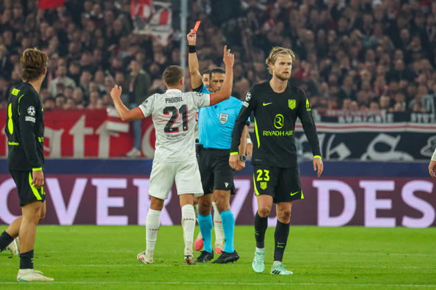 20.10.26 VfB Stuttgart - Atletico Madrid Deutschland, Stuttgart, 20.10.2026, Fussball, UEFA Champions League, Saison 2026 2027, VfB Stuttgart - Atletico Madrid: Morten Hjulmand (Atletico Madrid); rote Karte.