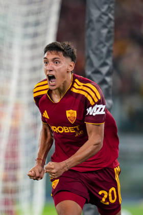 AS Roma v SK Slovan Bratislava - UEFA Champions League 2026 27 League Phase MD3 Nahuel Molina of AS Roma celebrates after scoring second goal during the AS Roma v SK Slovan Bratislava. - UEFA Champions League 2026 27 League Phase MD3 at Stadio Olimpico on October 20, 2026 in Rome, Italy Rome Stadio Olimpico Lazio Italy Copyright: xGiuseppexMaffiax 261020_UCL_Roma-SlovanBratislava_GM_09657