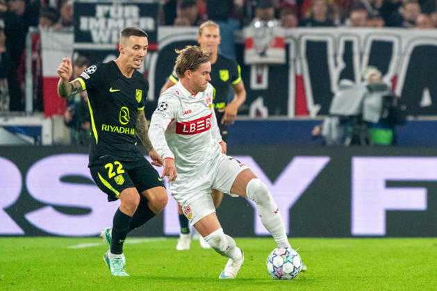 Maximilian Mittelstaedt (VfB Stuttgart, 07) in a duel against Alejandro Grimaldo (Atletico Madrid, 22) seen during UEFA Champions League 2026 2027 league phase game between teams of VfB Stuttgart and Atletico Madrid (Pia Schindler Ball Raw Images) Stuttgart MHP Arena Germany Copyright: xPiaxSchindlerx piaschindler_vfbstuttgart_atletico_2627_00008