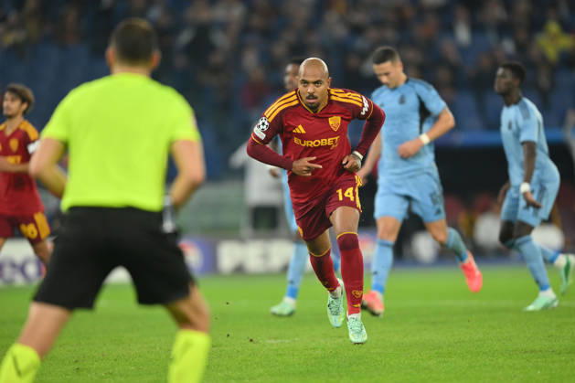 AS Roma v Slovan Bratislava - UEFA Champions League ROME, ITALY - OCTOBER 20 : Donyell Malen of AS Roma celebrates after scores The penalty during the Champions League match between Slovan Bratislava at Stadio Olimpico on October 20 ,2026 in Rome, Italy. Claudio Pasquazi Anadolu Rome Italy. Editorial use only. Please get in touch for any other usage. Copyright: x2026xAnadoluxClaudioxPasquazix