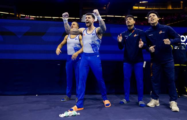 ROTTERDAM - The Dutch gymnasts during the men s team final at the World Gymnastics Championships in Rotterdam Ahoy. IRIS VAN DEN BROEK ANP xVIxANPxSportx xxANPxIVx 573104205 originalFilename: 573104205
