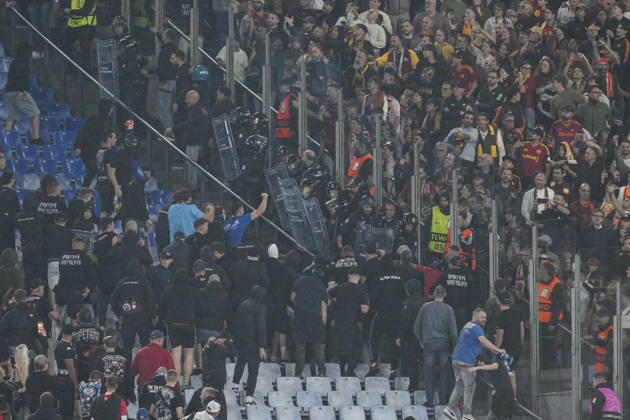 2026 Uefa Champions League 2026- 2027 Roma v Slovan Bratislava Oct 20 20 Oct 2026; Olimpico stadium, Roma, Italy; Uefa Champions League 2026- 2027 ; Roma versus Slovan Bratislava; clashes between fans in the stands Roma Lazio Italy Copyright: xRobertoxRamacciax