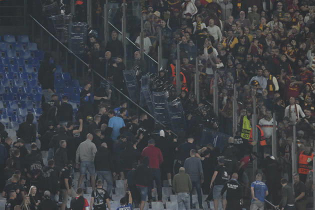 2026 Uefa Champions League 2026- 2027 Roma v Slovan Bratislava Oct 20 20 Oct 2026; Olimpico stadium, Roma, Italy; Uefa Champions League 2026- 2027 ; Roma versus Slovan Bratislava; clashes between fans in the stands Roma Lazio Italy Copyright: xRobertoxRamacciax