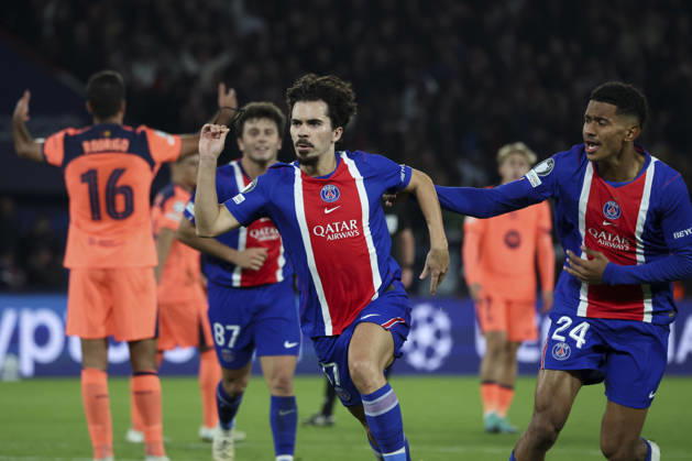 FOOTBALL : Paris Saint Germain Vs FC Barcelone - Ligue des Champions - 20 10 2026 Joie - But de Vitinha (Paris Saint Germain) - Senny Mayulu (Paris Saint Germain) ParisFrance  Copyright: xMichaelxBaucherx