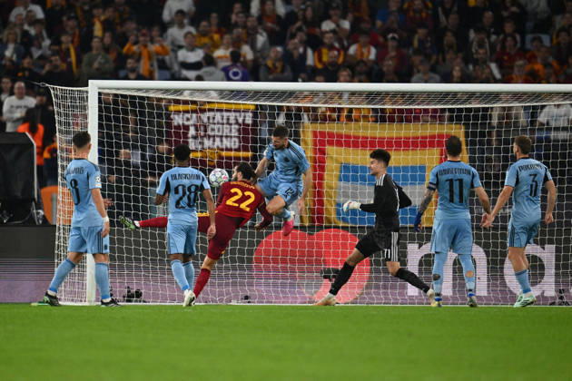 SOCCER - UEFA Champions League - AS Roma vs. Slovan Bratislava Photo by IPA ABACAPRESS.COM89963168 - Mario Hermoso of A.S. Roma scores the goal to make it 1-0 during the UEFA Champions League Matchday 3 soccer match between A.S. Roma and S.K. Slovan Bratislava at the Olympic Stadium on October 20, 2026, in Rome, Italy. Rome Italy  Copyright: xIPAxSport ABACAx