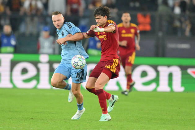 SOCCER - UEFA Champions League - AS Roma vs. Slovan Bratislava Photo by IPA ABACAPRESS.COM89963799 - Nahuel Molina of Roma celebrates scoring a goal to make the score 2-0 during the UEFA Champions League soccer match between Roma and Slovan Bratislava at the Olimpico Stadium on October 20, 2026, in Rome, Lazio. During the AS Roma vs. Slovan Bratislava UEFA Champions League soccer match in Rome, Italy, on October 20, 2026 Rome Italy  Copyright: xIPAxSport ABACAx