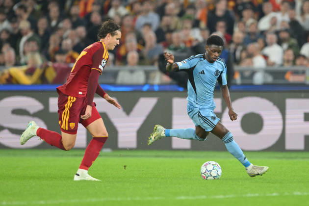 SOCCER - UEFA Champions League - AS Roma vs. Slovan Bratislava Photo by IPA ABACAPRESS.COM89963800 - Daniele Ghilardi of Roma under pressure from Suleiman Camara of Slovan Bratislava during the UEFA Champions League soccer match between Roma and Slovan Bratislava at the Olimpico Stadium on October 20, 2026, in Rome, Lazio. During the AS Roma vs. Slovan Bratislava UEFA Champions League soccer match in Rome, Italy, on October 20, 2026 Rome Italy  Copyright: xIPAxSport ABACAx