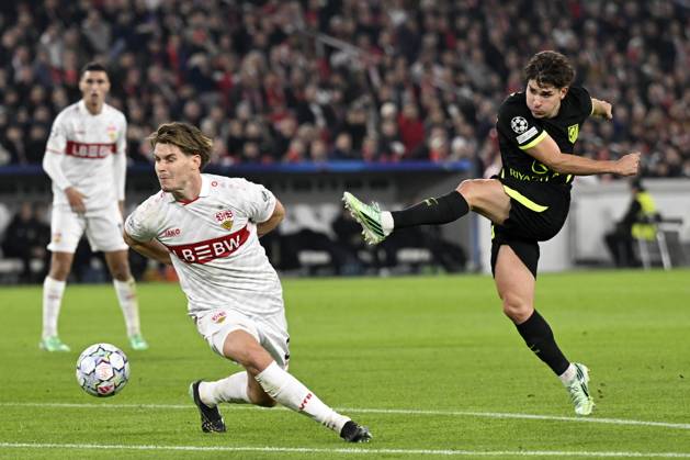 STUTTGART - Pablo Barrios of Atletico Madrid attempts to score (lr) Ramon Hendriks of VFB Stuttgart, Pablo Barrios of Atletico Madrid during the UEFA Champions League match between VFB Stuttgart and Atletico Madrid at Stadion MHP Arena on 20 October 2026 in Stuttgart, Germany. ANP UEFA Champions League 2026 27 xVIxANPxSportx xGerritxvanxKeulenxIVx 573110735 originalFilename: 573110735.jpg