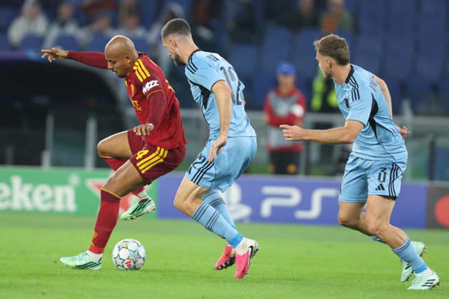 SOCCER - UEFA Champions League - AS Roma vs. Slovan Bratislava Photo by IPA ABACAPRESS.COM89964408 - Rome, Italy - October 20, 2026: Donyell Malen (center forward) of AS Roma and Kenan Bajric (center back) of SK Slovan Bratislava in action during the 2026-2027 UEFA Champions League soccer match between AS Roma and SLOVAN BRATISLAVA at the Olympic Stadium in Rome. Roma Italy  Copyright: xIPAxSport ABACAx