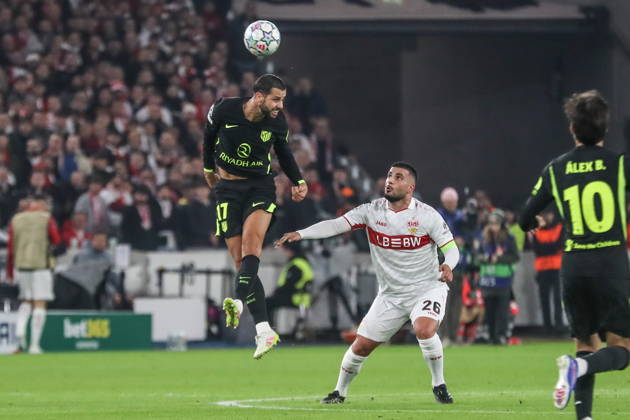 Stuttgart 20.10.2026. Pilka nozna Liga Mistrzow UEFA sezon 2026 2027 kolejka 3 mecz: VfB Stuttgart - Atletico Madryt --- Football UEFA Champions League season 2025 2026 round 3 match: VfB Stuttgart - Atletico de Madrid nz David Hancko, Deniz Undav Fot. Kacper Staniec NEWSPIX.PL --- newspix.pl