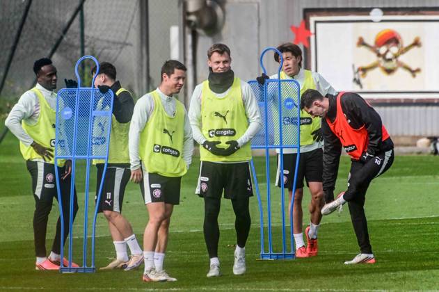 Abdoulie Ceesay Arkadiusz Pyrka Rasmussen Mathias Nemeth David Tomoya Ando Branimir Hrgota ( Pauli ) Deutschland , Hamburg , Trainingsgelände an der Kollaustrasse , Fussball , 2. Bundesliga , FC St Pauli