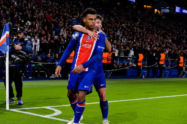Joie des joueurs du Paris SG aprés le but de Desire Doue (Paris SG) - Match de Ligue Des Champions 2026-2027 (LDC) PSG - Barcelone (4-2) au Parc des Princes à Paris, le 20 octobre 2026. 2026-2027 Champions League (UCL) match: PSG vs. Barcelona (4–2) at the Parc des Princes in Paris, October 20, 2026. Paris France Copyright: xMichaelxBaucherx xPsnewZx xBestimagexMichaelxBaucherx xPsnewZx xBestimagex