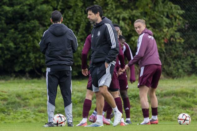 RSC Anderlecht open training 21 10 NEERPEDE, BELGIUM - OCTOBER 21 : Bruno Vitor head coach of RSC Anderlecht during an open training pictured on October 21, 2026 in Neerpede, Belgium, 21 10 2026 Neerpede Belgium  Copyright: xXpix