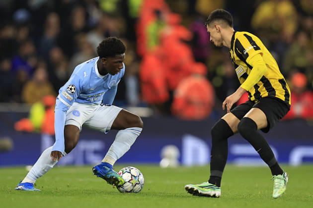 Manchester City v AEK Athens, Champions League Ryan McAidoo (56) of Manchester City tries to get past Stavros Pilios (3) of AEK Athens during the Champions League match between Manchester City and AEK Athens at the Etihad Stadium, Manchester, UK on 20 October 2026. Manchester Etihad Stadium Manchester UK Editorial use only , Copyright: xConorxMolloyx PSI-25037-0142