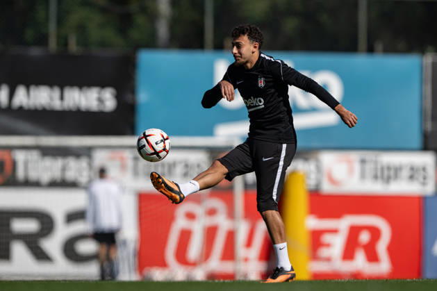 Besiktas training session ahead of UEFA Europa League match against Crystal Palace ISTANBUL, TURKIYE - OCTOBER 21: Ilhan Fakili of Besiktas takes part in a training session at BJK Nevzat Demir Training Facilities as the team completes its preparations ahead of their UEFA Europa League league phase week 3 football match against Crystal Palace in Istanbul, Turkiye, on October 21, 2026. Celal Gunes Anadolu Istanbul Turkey. Editorial use only. Please get in touch for any other usage.  Copyright: x2026xAnadoluxCelalxGunesx