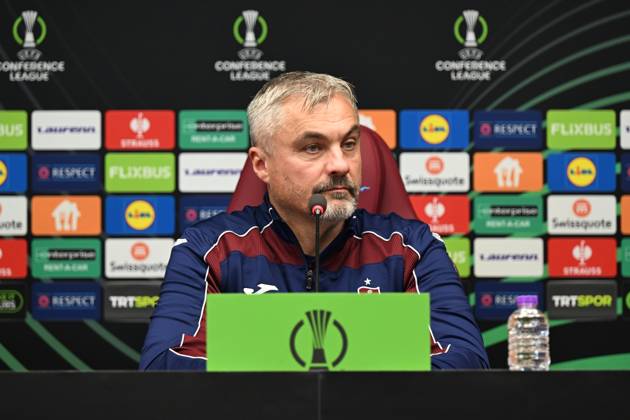 Trabzonspor hold press conference, PK, Pressekonferenz ahead of UEFA Conference League match against Hearts TRABZON, TURKIYE - OCTOBER 21: Trabzonspor head coach Thomas Reis and player Wagner Pina (not seen) attend a press conference at Papara Park ahead of their UEFA Conference League match against Scottish side Hearts in Trabzon, Turkiye, on October 21, 2026. Hasan Tascan Anadolu Trabzon Turkey. Editorial use only. Please get in touch for any other usage.  Copyright: x2026xAnadoluxHasanxTascanx