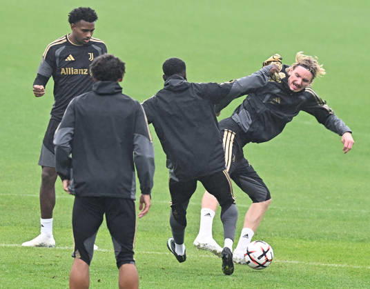 October 21, 2026, Turin: Juventus Nick Woltemade during training on the eve of their UEFA Europa League soccer match against Rennes at the Continassa in Turin, italy, 21 october 2026 ANSA ALESSANDRO DI MARCO. UEFA Europa League: Juventus FC Training  - ZUMAa110 20261021_zaf_a110_009 Copyright: xAlessandroxDixMarcox