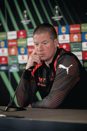 FC Midtjylland press conference, PK, Pressekonferenz - UEFA Conference League Herning, Denmark - October 21: Head coach Mike Tullberg and Pedro Bravo during a press conference ahead of a match between FC Midtjylland and St. Truidense in UEFA Conference League at MCH Arena Herning MCH Arena Denmark Copyright: xDANIELxSTENTZx