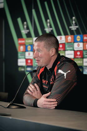 FC Midtjylland press conference, PK, Pressekonferenz - UEFA Conference League Herning, Denmark - October 21: Head coach Mike Tullberg and Pedro Bravo during a press conference ahead of a match between FC Midtjylland and St. Truidense in UEFA Conference League at MCH Arena Herning MCH Arena Denmark Copyright: xDANIELxSTENTZx