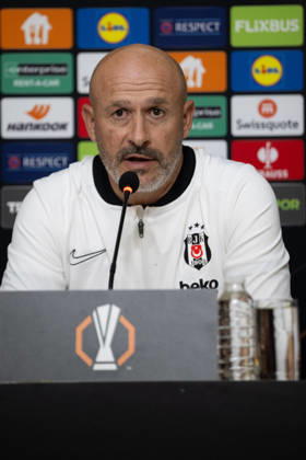 Besiktas hold press conference, PK, Pressekonferenz ahead of UEFA Europa League match with Crystal Palace ISTANBUL, TURKIYE - OCTOBER 21: Besiktas head coach Vincenzo Italiano speaks during a press conference alongside Wilfred Ndidi at BJK Nevzat Demir Training Facilities in Istanbul, Turkiye, on October 21, 2026, ahead of their UEFA Europa League Matchday 3 clash against Crystal Palace. Celal Gunes Anadolu Istanbul Turkey. Editorial use only. Please get in touch for any other usage.  Copyright: x2026xAnadoluxCelalxGunesx
