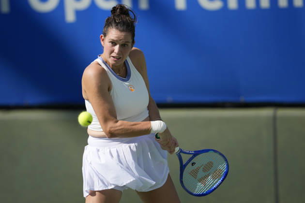 WTA, Tennis Damen Kinoshita Group Japan Open - Day 3 Miriam Skoch of the Czech Republic plays with partner Jesika Maleckova of the Czech Republic during their quarterfinal doubles match against Claire Liu of the United States and Kaitlin Quevedo of Spain at the 2026 Kinoshita Group Japan Open Women s tennis tournament at Utsubo Tennis Center in Osaka, Japan, on October 21, 2026. Osaka Japan  Copyright: xOwenxHammondx originalFilename:hammond-2026kino261021_npUJz.jpg