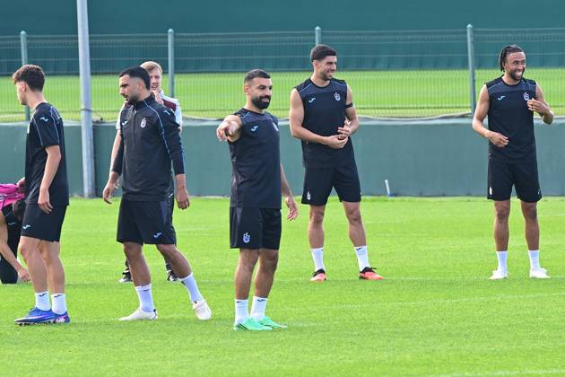 Training session of Trabzonspor in Turkiye TRABZON, TURKIYE - OCTOBER 21: Trabzonspor players take part in the final training session at the Mehmet Ali Yilmaz Facilities in Trabzon, Turkiye, on October 21, 2026, ahead of UEFA Conference League match against Hearts. Selcuk Kilic Anadolu Trabzon Turkey. Editorial use only. Please get in touch for any other usage.  Copyright: x2026xAnadoluxSelcukxKilicx