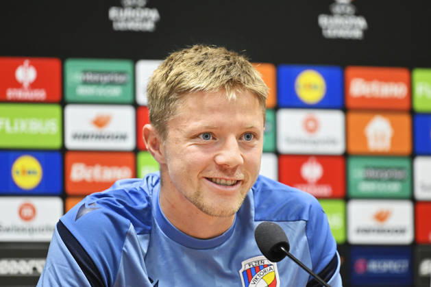 Soccer player Lukas Cerv of Viktoria Plzen speaks during the press conference, PK, Pressekonferenz prior to the fotball UEFA Europa League 3rd round match: Viktoria Plzen vs Levski Sofia in Pilsen, Czech Republic, October 21, 2026. (CTKxPhoto MiroslavxChaloupka) CTKPhotoP2026102106251  CTKPhotoP2026102106251