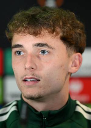 Callum Osmand of Celtic at a press conference, PK, Pressekonferenz Celtic Training, Football, Lennoxtown Training Centre, Glasgow, Scotland, UK - 21 Oct 2026Glasgow Lennoxtown Training Centre Scotland United Kingdom  Copyright: xMarkxRunnacles Shutterstockx 17227769dj
