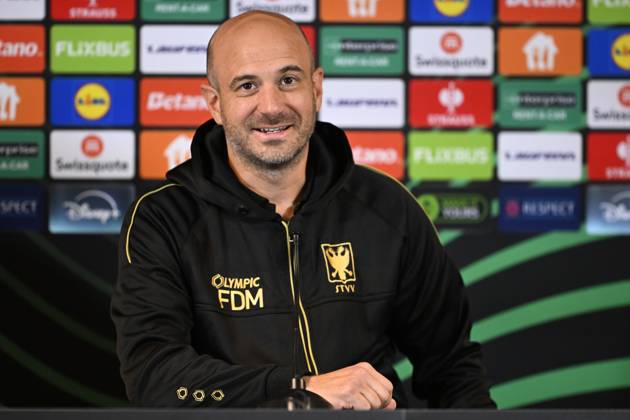 FC Midtjylland v Sint-Truidense VV - UEFA Conference League Media Activities 21 10 2026 HERNING, DENMARK - OCTOBER 21 : De Meyer Frederic head coach of Sint-Truidense VV speaking with the media during a pre-match press conference, PK, Pressekonferenz ahead of the UEFA Conference League 2026 27 League Phase matchday 2 match between FC Midtjylland and Sint-Truidense VV on October 21, 2026 in Herning, Denmark, 21 10 2026 Herning Denmark  Copyright: xTomasxSiskx