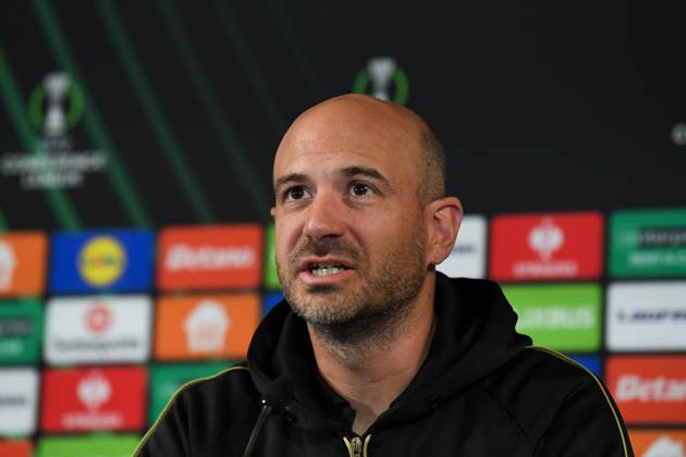 STVV s head coach Frederic De Meyer pictured during a press conference, PK, Pressekonferenz of Belgian soccer team Sint-Truidense VV, Wednesday 21 October 2026 in Herning, Denmark, in preparation of tomorrow s game against Danish FC Midtjylland on the second day of the UEFA Conference League league phase. JILLxDELSAUX  x190514545x