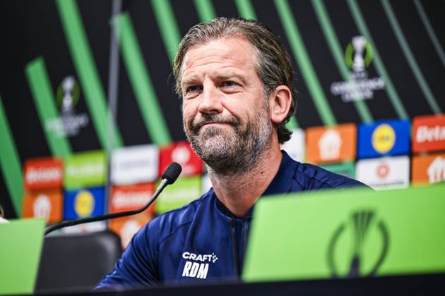 Rik De Mil, head coach of KAA Gent pictured during a press conference, PK, Pressekonferenz of Belgian soccer team KAA Gent, Wednesday 21 October 2026 in Braga, Portugal. The team is preparing for the second match of the UEFA Conference League league phase against Portuguese SC Braga tomorrow. TOM GOYVAERTS TomxGoyvaerts  x190514660x