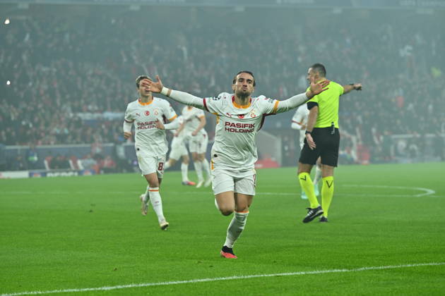 Lille LOSC v Galatasaray - UEFA Champions League LILLE, FRANCE - OCTOBER 21: Yunus Akgun (11) of Galatasaray celebrates after score a goal during the UEFA Champions League first round day 3 football match between Lille LOSC and Galatasaray at the Pierre Mauroy Stadium in Villeneuve-d Ascq, northern France on October 21, 2026 Mustafa Yalcin Anadolu Lille France. Editorial use only. Please get in touch for any other usage.  Copyright: x2026xAnadoluxMustafaxYalcinx