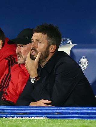 Manchester United, ManU manager Michael Carrick shows a look of dejection Como v Manchester United, UEFA Champions League, Football, Stadio Giuseppe Sinigaglia, Como, Italy - 21 Oct 2026Como Stadio Giuseppe Sinigaglia Italy  Copyright: xKieranxMcManus Shutterstockx 17228238u