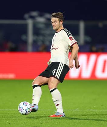 Matthijs de Ligt of Manchester United, ManU Como v Manchester United, UEFA Champions League, Football, Stadio Giuseppe Sinigaglia, Como, Italy - 21 Oct 2026Como Stadio Giuseppe Sinigaglia Italy  Copyright: xKieranxMcManus Shutterstockx 17228238aa