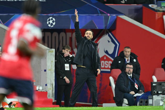 Lille LOSC v Galatasaray - UEFA Champions League LILLE, FRANCE - OCTOBER 21: Head Coach of Lille Davide Ancelotti gives tactics during UEFA Champions League match between Lille and Galatasaray at Stade Pierre-Mauroy (Pierre Mauroy Stadium) in Lille, France on October 21, 2026. Mustafa Yalcin Anadolu Lille France. Editorial use only. Please get in touch for any other usage. Copyright: x2026xAnadoluxMustafaxYalcinx