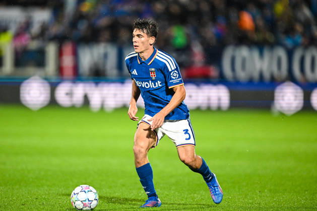 Álex Valle of Calcio Como in action during the UEFA Champions League stage match Phase MD3 between Calcio Como and Manchester United, ManU Football Club at the Giuseppe Sinigaglia stadium in Como, north Italy -October 21, 2026 - Soccer.  Copyright: xTizianoxBallabio LaPressex