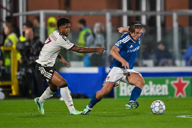 Nico Paz of Calcio Como in action during the UEFA Champions League stage match Phase MD3 between Calcio Como and Manchester United, ManU Football Club at the Giuseppe Sinigaglia stadium in Como, north Italy -October 21, 2026 - Soccer.  Copyright: xTizianoxBallabio LaPressex