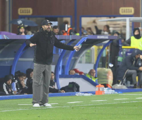 Como vs Manchester United, ManU of UEFA Champions League year 2026 27 Cesc FÃ bregas Head Coach OF FC Como During the UEFA Champions League football match between FC Como and FC Manchester United on 21 10 2026 at the Giuseppe Sinigaglia Stadium in Como Como Stadio Giuseppe Sinigaglia Como Italia Copyright: xFABIOxSASSOxFabioxSassox Como Manchester United2026_10_21Fabio Sasso9693