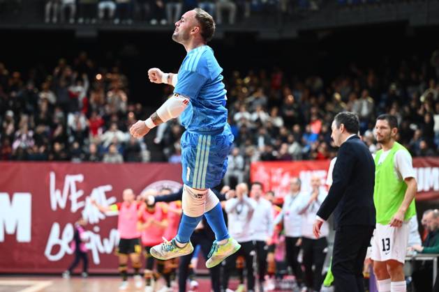 Belgium vs Slovenia - FIFA Futsal World Cup 2028 Main Round Group Phase ANTWERPEN, BELGIUM - OCTOBER 21 : Vrancken Dries goalkeeper of Red Devils Futsal celebrates scoring a goal during the FIFA Futsal World up 2028 main round group phase at the Lotto Arena on October 21, 2026 in Antwerpen, Belgium, 21 10 2026 Antwerpen Belgium  Copyright: xGvgx