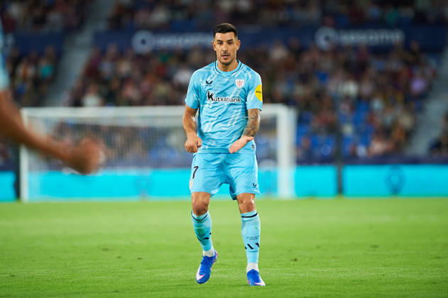 Yuri Berchiche (Athletic Club) during the LaLiga EA Sports match between Levante UD and Athletic Club at Estadi Ciutat de València on October 21, 2026 in Valencia, Spain. -