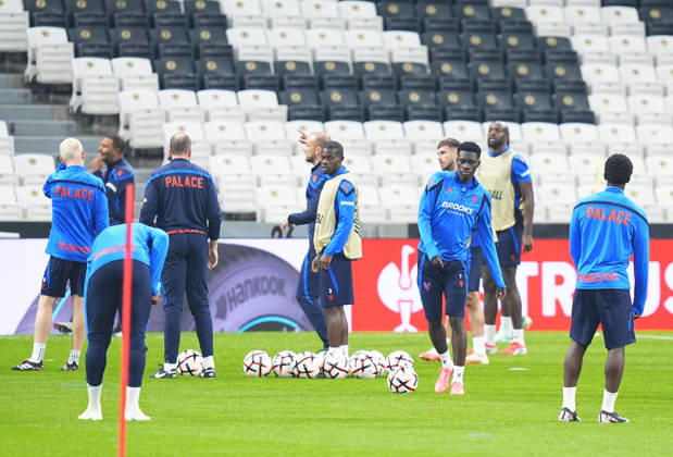 Ahead of Besiktas v Crystal Palace - UEFA Europa League ISTANBUL, TURKIYE - OCTOBER 21: Ismaila Sarr (7) of Crystal Palace takes part in a training session at Tupras Stadium ahead of UEFA Europa League football match against Besiktas in Istanbul, Turkiye on October 21, 2026. Esra Bilgin Anadolu Istanbul Turkey. Editorial use only. Please get in touch for any other usage.  Copyright: x2026xAnadoluxEsraxBilginx