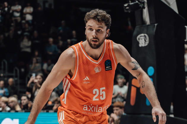 4. Spieltag des Basketball Eurocup Niners Chemnitz -Slask Wroclaw 21.10.2026 ab 19:00 Uhr Chemnitz, Chemnitz Arena Im Foto:25 Ben Burnham 4. Spieltag des Basketball Eurocup Niners Chemnitz -Slask Wroclaw Chemnitz Sachsen Deutschland Copyright: xEHLxMedia MichelxKöhlerx 20262110-Niners-Chemnitz-Slask-Wroclaw-007