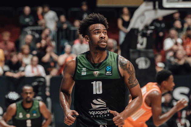 4. Spieltag des Basketball Eurocup Niners Chemnitz -Slask Wroclaw 21.10.2026 ab 19:00 Uhr Chemnitz, Chemnitz Arena Im Foto:10 Paul Scruggs 4. Spieltag des Basketball Eurocup Niners Chemnitz -Slask Wroclaw Chemnitz Sachsen Deutschland Copyright: xEHLxMedia MichelxKöhlerx 20262110-Niners-Chemnitz-Slask-Wroclaw-008