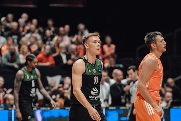 4. Spieltag des Basketball Eurocup Niners Chemnitz -Slask Wroclaw 21.10.2026 ab 19:00 Uhr Chemnitz, Chemnitz Arena Im Foto:11 Blazej Kulikowski, 4. Spieltag des Basketball Eurocup Niners Chemnitz -Slask Wroclaw Chemnitz Sachsen Deutschland Copyright: xEHLxMedia MichelxKöhlerx 20262110-Niners-Chemnitz-Slask-Wroclaw-037