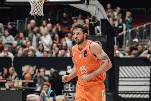 4. Spieltag des Basketball Eurocup Niners Chemnitz -Slask Wroclaw 21.10.2026 ab 19:00 Uhr Chemnitz, Chemnitz Arena Im Foto:25 Ben Burnham 4. Spieltag des Basketball Eurocup Niners Chemnitz -Slask Wroclaw Chemnitz Sachsen Deutschland Copyright: xEHLxMedia MichelxKöhlerx 20262110-Niners-Chemnitz-Slask-Wroclaw-045