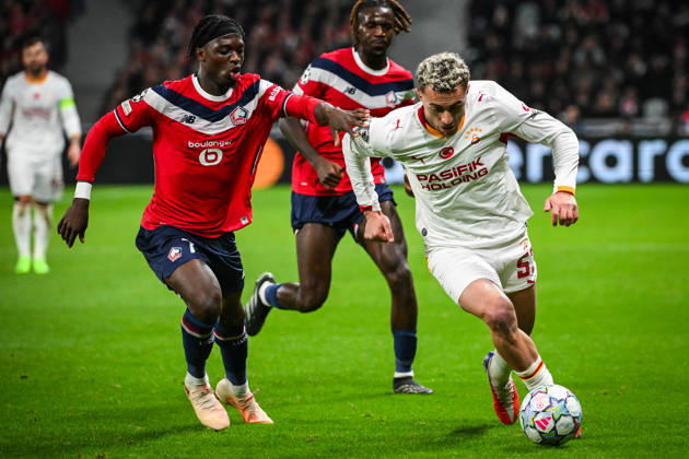 October 21, 2026, Villeneuve-D ascq, France, France: Dilane BAKWA of Lille and Baris ALPER YILMAZ of Galatasaray during the UEFA Champions League, League Phase MD3 match between Lille OSC (LOSC) and Galatasaray SK at Pierre Mauroy Stadium on October 21, 2026 in Villeneuve-d Ascq near Lille, France. Lille OSC V Galatasaray SK - UEFA Champions League  - ZUMAm308 20261021_zsp_m308_030 Copyright: xMatthieuxMirvillex