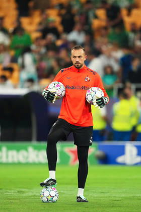 UEFA Champions League: Real Betis Balompie v Feyenoord Rotterdam Seville - Florian Kastenmeier the competition round of the UEFA Champions League season. The match is set between Real Betis Balompie and Feyenoord Rotterdam at Estadio La Cartuja on 21 October 2026 in Seville, Spain. Copyright: xYannickxVerhoevenx